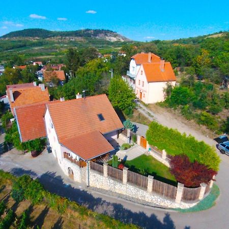 Penzion Valadia Villa Perna Exterior photo