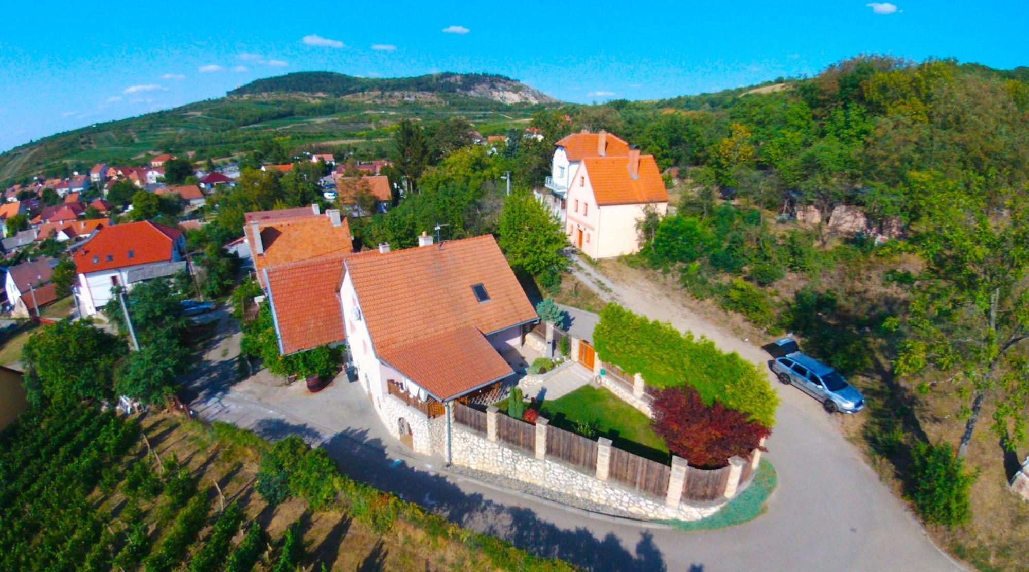 Penzion Valadia Villa Perna Exterior photo